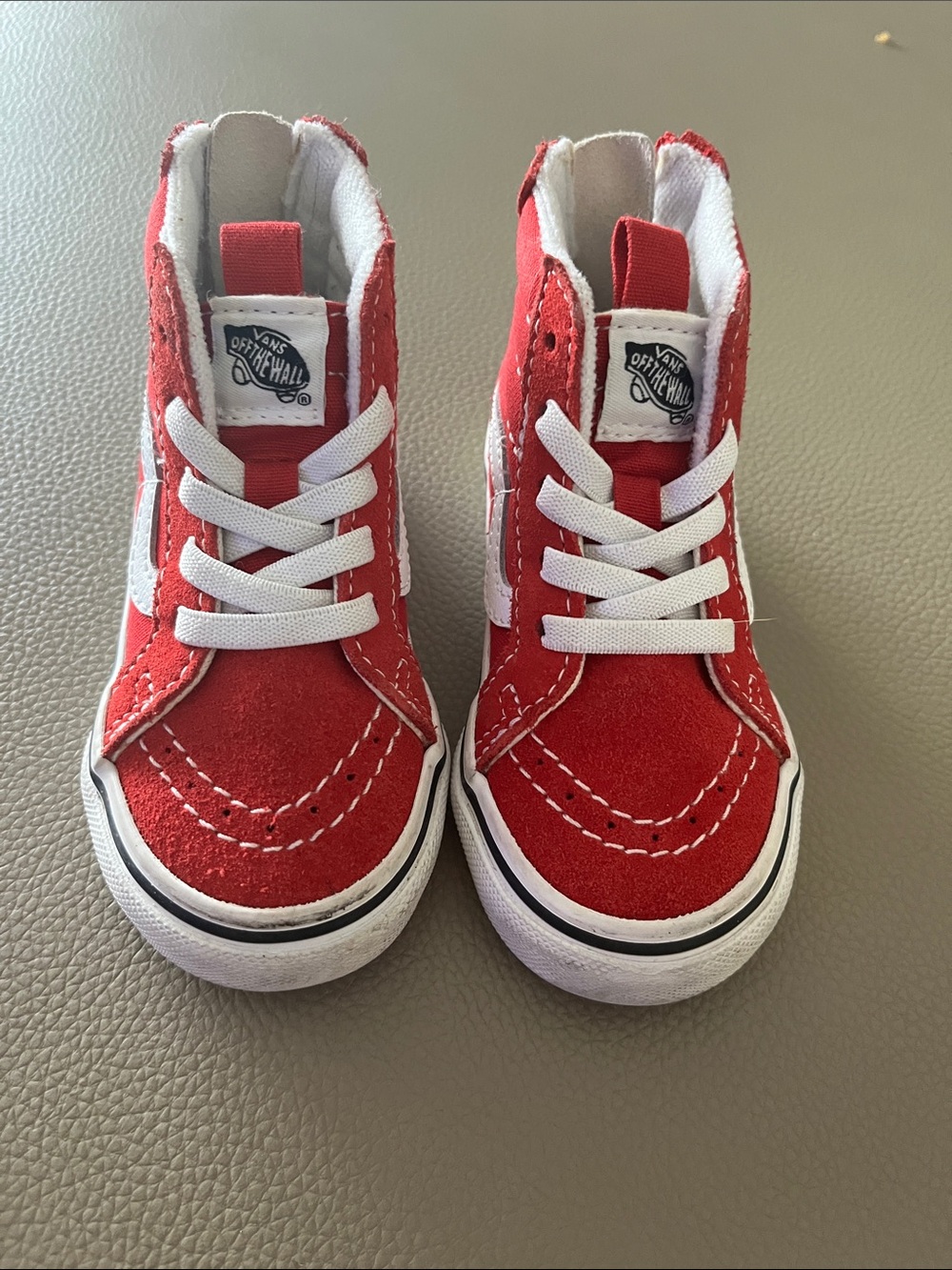 Red high top vans 6.0 basically new